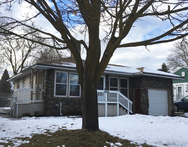 5617 N Elgin St Rentals in Spokane, WA