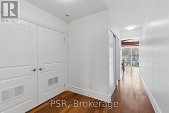 2541 Yonge St in Toronto, ON - Building Photo - Building Photo