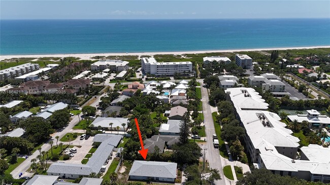 property at 915 Turtle Cove Ln