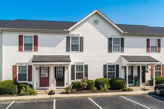 6022 Brice Park Dr in Canal Winchester, OH - Building Photo - Building Photo