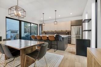 4852 Seldner St E in Los Angeles, CA - Building Photo - Building Photo