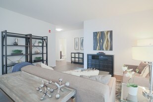 Reserve at Prairie Centre in St. Charles, IL - Building Photo