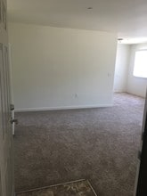 845 Railroad Ave, Unit Downstairs B in Blue Lake, CA - Building Photo - Building Photo
