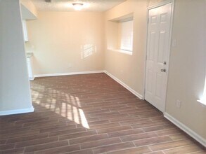 8323 Quail Hills Dr in Missouri City, TX - Building Photo - Building Photo