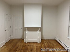 252 Windsor St in Cambridge, MA - Foto de edificio - Building Photo