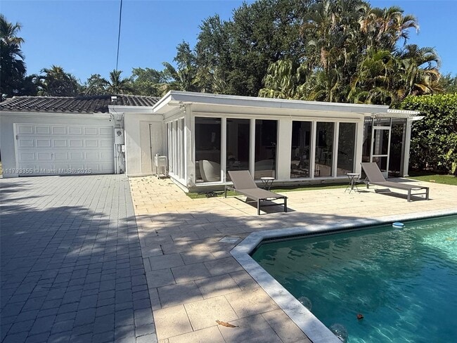 260 NE 95th St in Miami Shores, FL - Building Photo - Building Photo