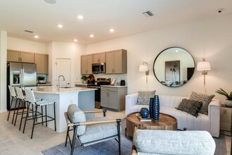 2404 Paravane Wy in Wesley Chapel, FL - Building Photo - Building Photo