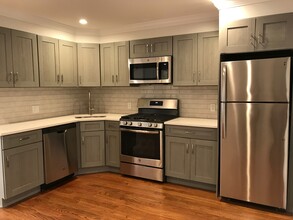 1613 Summit Ave, Unit 2 in Union City, NJ - Foto de edificio - Building Photo
