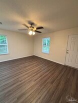 6550 Maddox Rd in Milton, FL - Building Photo