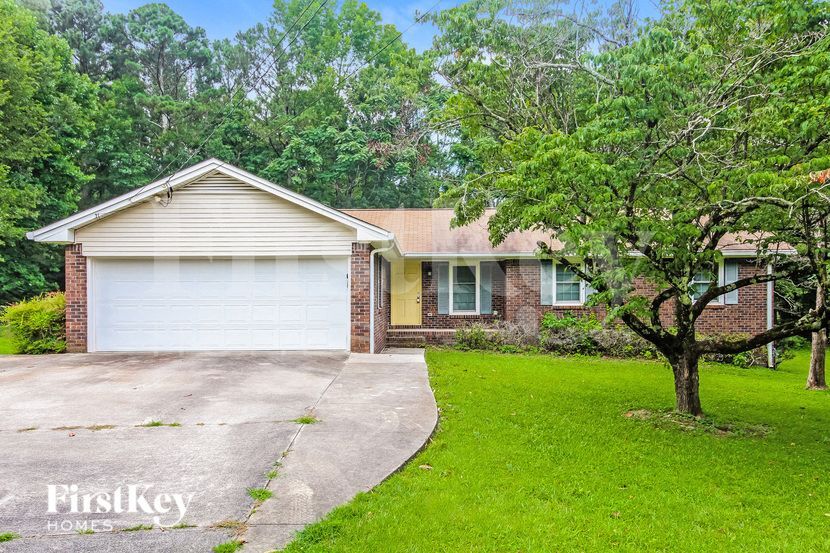 2144 Moon Dr SW in Conyers, GA - Building Photo