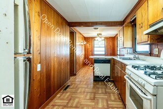 811 Goshen Ave in Fort Wayne, IN - Building Photo - Building Photo