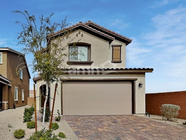 property at 556 Topiary Pk Ave