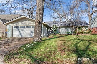 1925 E 52nd St in Tulsa, OK - Building Photo - Building Photo
