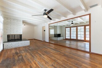 4167 Melody Ln in Las Vegas, NV - Building Photo - Building Photo