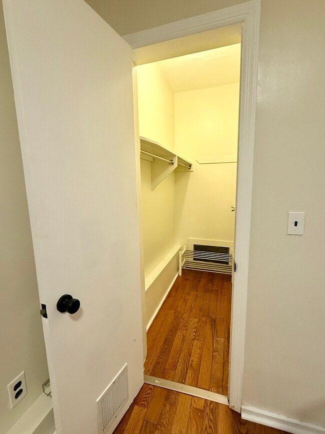 5 Villa Dr, Unit Unit 1 in Nanuet, NY - Building Photo - Building Photo