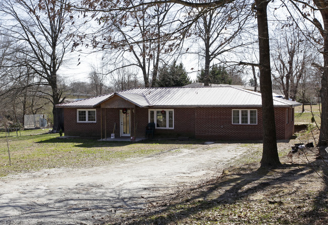 Lookout Dr in Forest City, NC - Building Photo - Building Photo