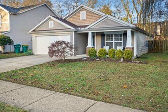 131 Crestwood Ln in Spring Hill, TN - Building Photo - Building Photo