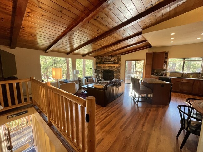 114 Angora Ct in Zephyr Cove, NV - Building Photo - Building Photo