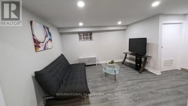 47 Maxwell Ave in Toronto, ON - Building Photo - Building Photo