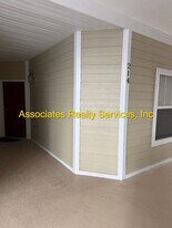 1500 NW 4th Ave in Gainesville, FL - Building Photo