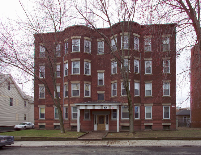 58 Congress Ave in Holyoke, MA - Foto de edificio - Building Photo