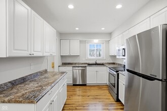 4 Druid Hill Ct in Carmel, IN - Building Photo - Building Photo