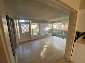 1120 8th Ave NE in Largo, FL - Building Photo - Building Photo