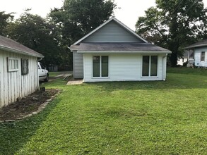 1009 Brown Ave in Shelbyville, KY - Building Photo - Building Photo