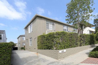 633 Midvale Ave in Los Angeles, CA - Building Photo - Building Photo