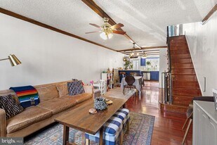 808 Sears St in Philadelphia, PA - Building Photo