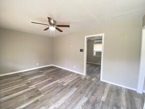 3712 Woodside Dr in Midwest City, OK - Building Photo - Building Photo