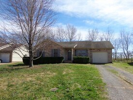 3216 S Senseney Cir in Clarksville, TN - Building Photo