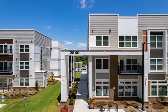 The Arden Apartments in Raleigh, NC - Foto de edificio - Building Photo