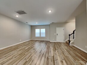 5027 Elizabeth Rd in Charlotte, NC - Building Photo - Building Photo