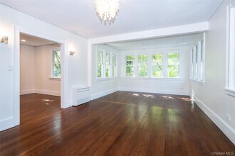 162 Rockingstone Ave in Larchmont, NY - Building Photo - Building Photo