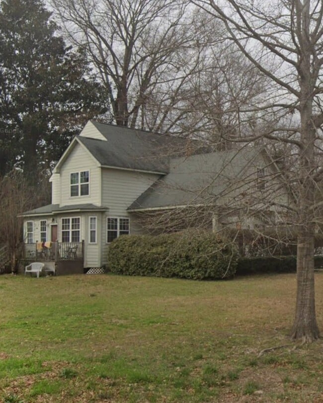 131 E 5th St in Hattiesburg, MS - Building Photo - Building Photo