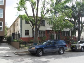 Stratford Arms Apartments in West Hollywood, CA - Building Photo