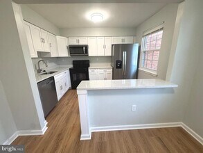 4826 Grand Bend Dr in Catonsville, MD - Building Photo - Building Photo