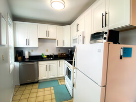 1002 Tremont St, Unit 2 Apartamentos