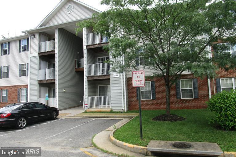 505 Garrison Woods Dr-Unit -123 in Stafford, VA - Building Photo
