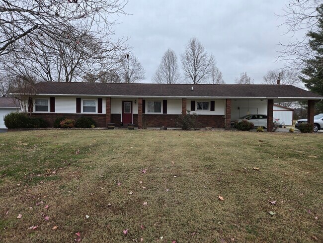 property at 950 Old Rte 146 Loop