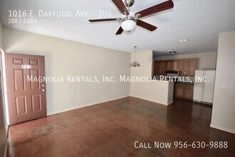 1016 E Daffodil Ave, Unit 208 in McAllen, TX - Building Photo - Building Photo