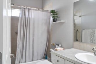 2500 Heather Ln in Evans, CO - Building Photo - Building Photo