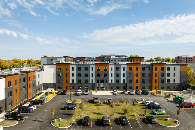 Noles Court in Buffalo, NY - Building Photo - Building Photo