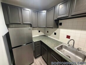 50 Franklin St, Unit 509 in Worcester, MA - Building Photo - Building Photo