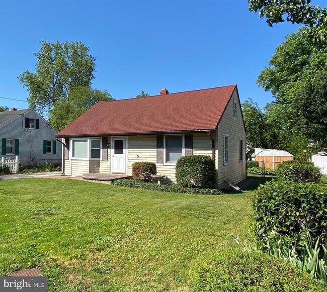 property at 8524 Highland Ln