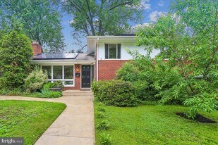 1703 Tilton Dr in Silver Spring, MD - Building Photo