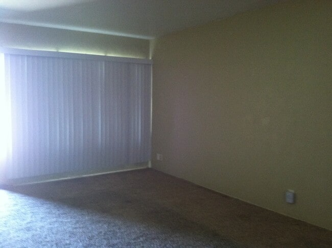 4412 Gordon St in Bakersfield, CA - Building Photo - Building Photo