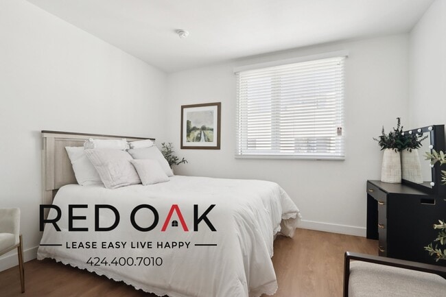 property at 14526 Kittridge St