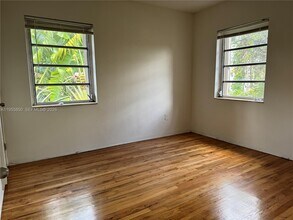 1431 SW 37th Ave in Miami, FL - Building Photo - Building Photo